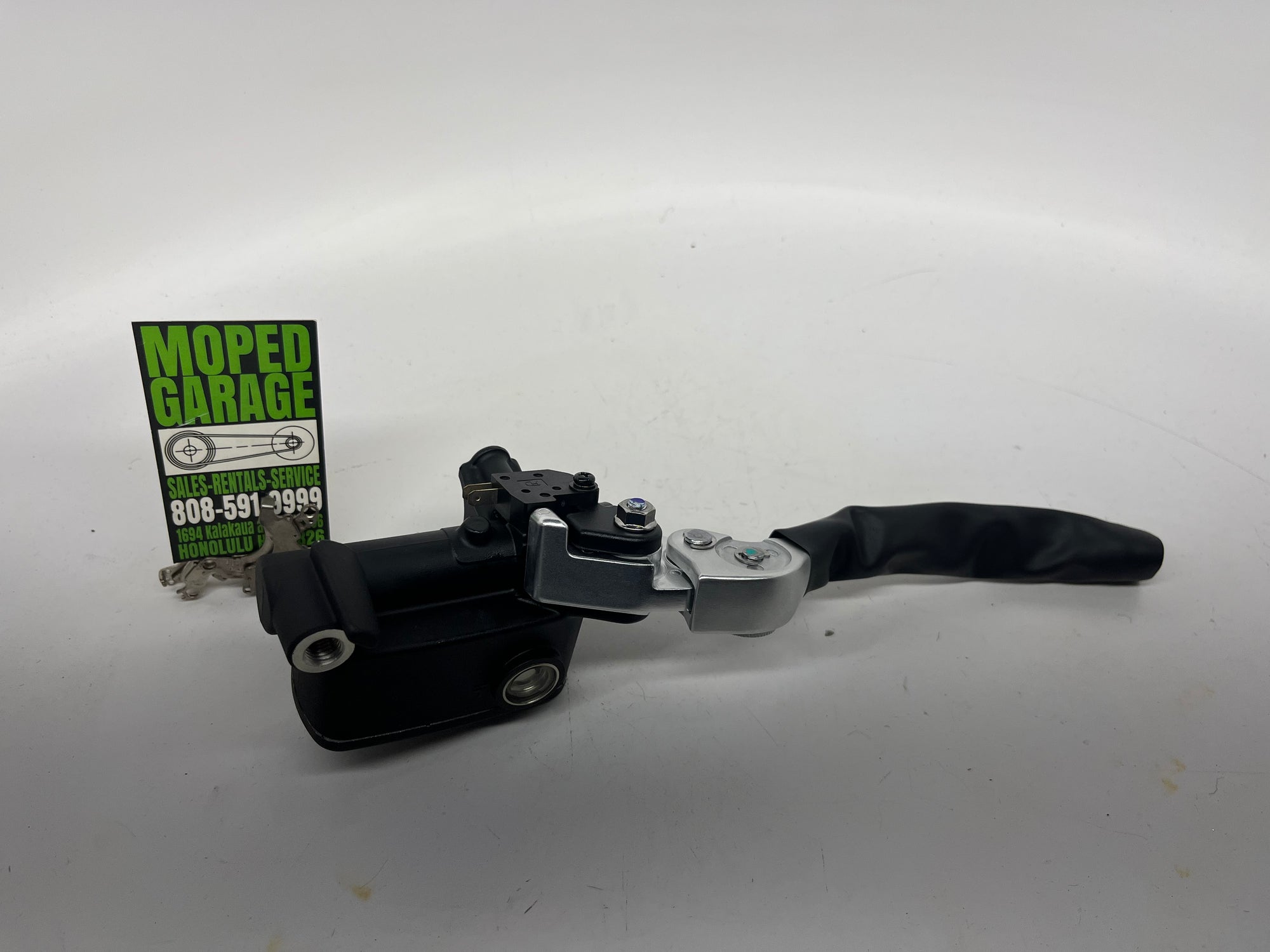 Kymco X-Town 300 Front Brake Master Cylinder Assembly – OEM M/C Assy 45500-LKG7-C00