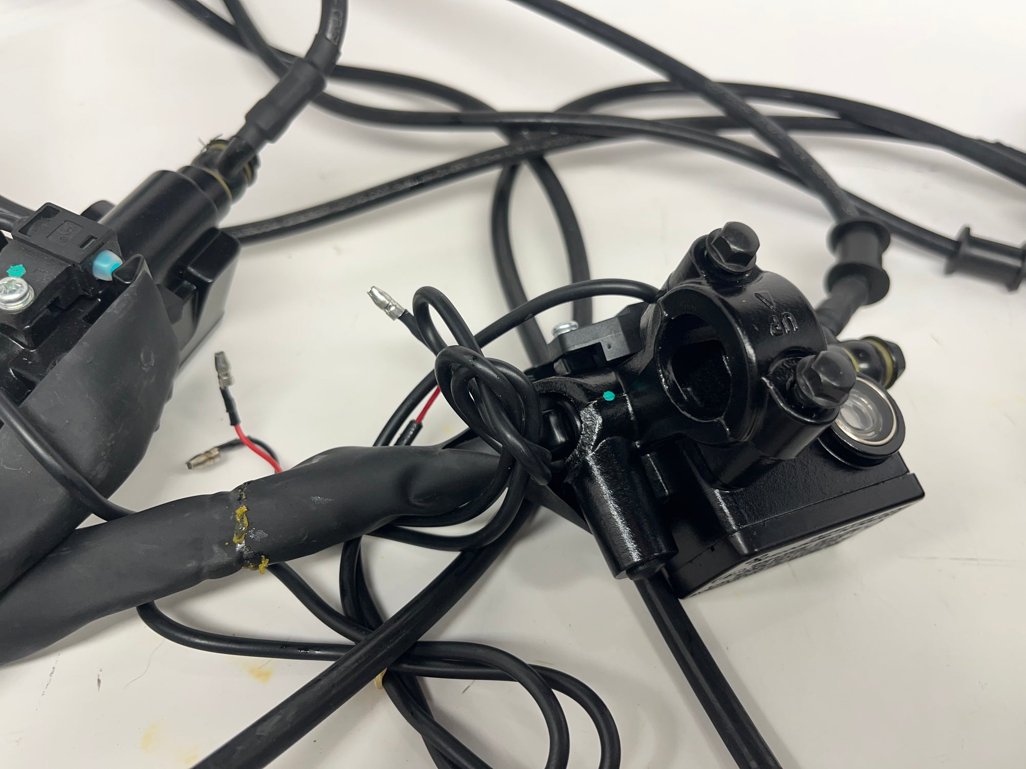 VMOTO Super Soco CPX CBS Brake System Assembly – OEM Linked Brake Setup (46000-TBG-A00)