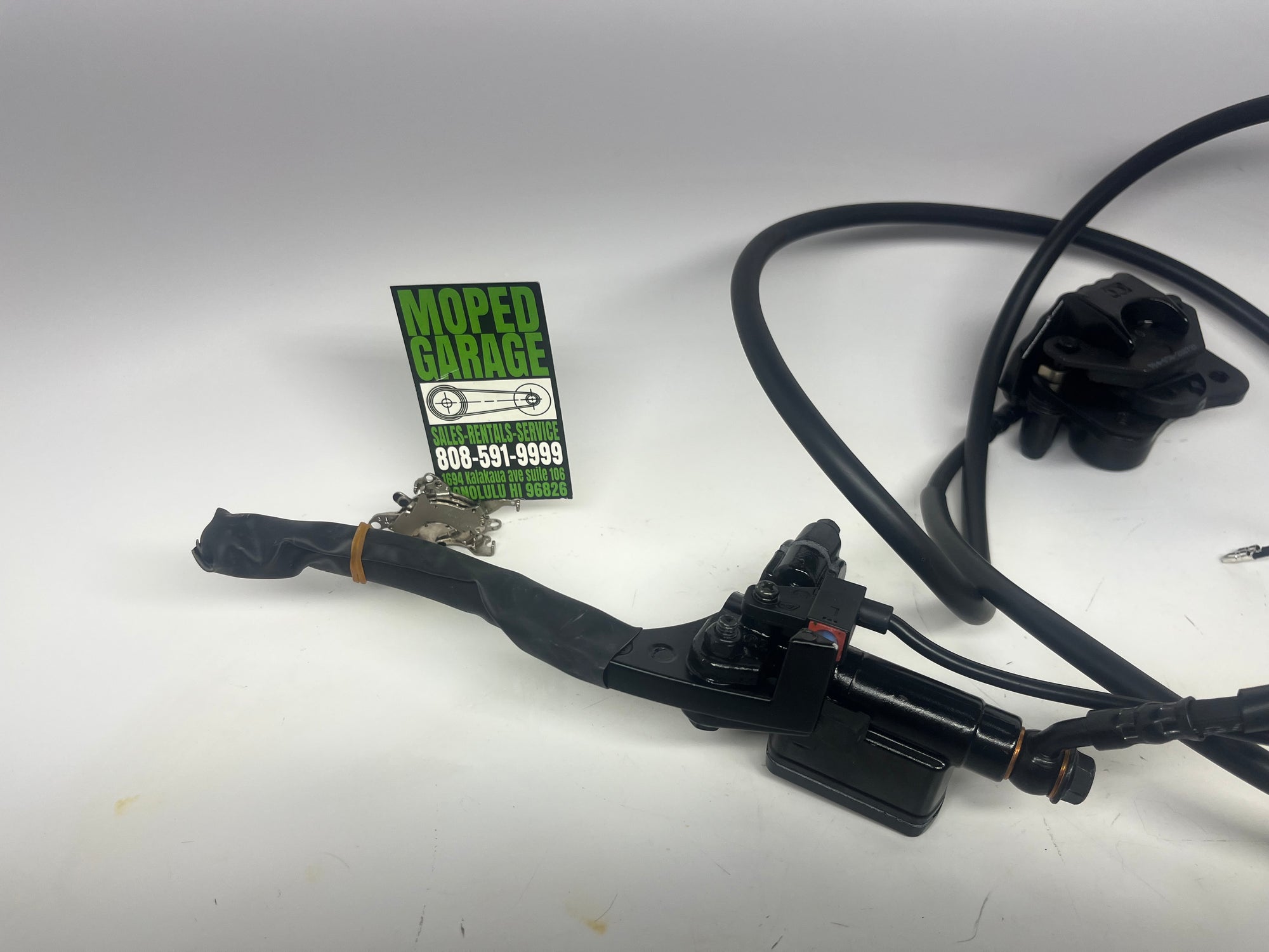 VMOTO Super Soco CU Mini Rear Brake Assembly – OEM Replacement (43000-TGF-A00)