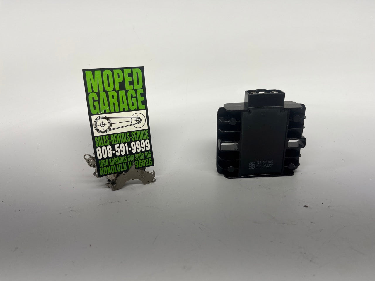 Voltage Regulator/Rectifier for GY6 50cc-150cc & QMB139 Engines - 5 Pin