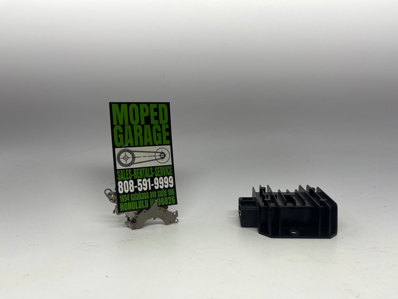 Voltage Regulator/Rectifier for GY6 50cc-150cc & QMB139 Engines - 5 Pin - 8J-DC-SSC