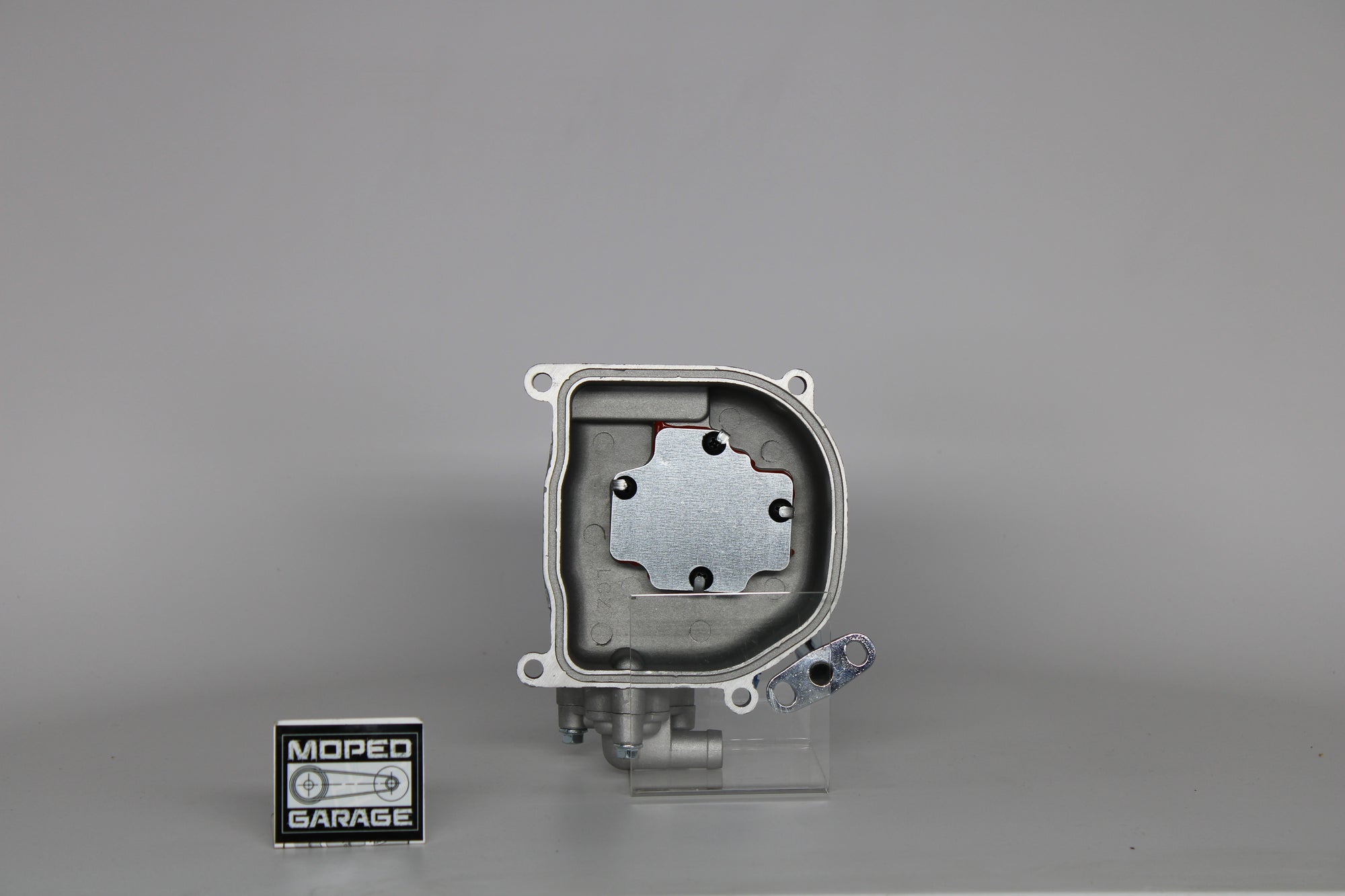 Cylinder Head Cover Assembly for GY6 150cc Engines | Valve Cover 1231A-SQ5A-9000 | Chinese Scooter & Moped Replacement Part