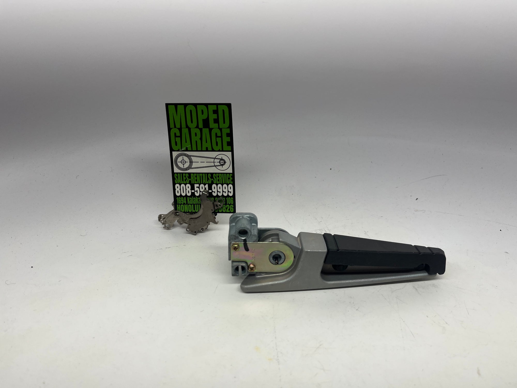 KYMCO Right Footrest Bar Assembly - Like 50 / A-Town | OEM Part 5071A-AAA8-BA0