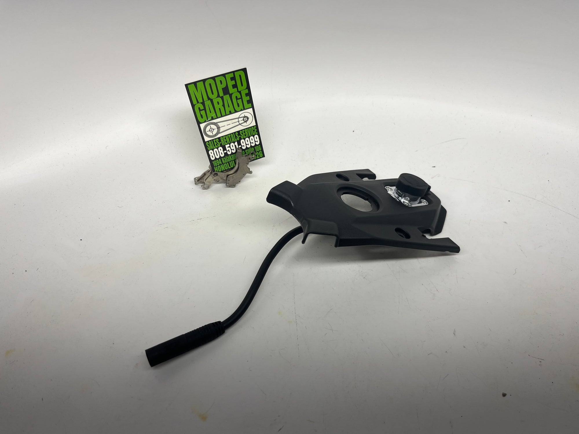 Rawrr Mantis Battery Cover Port – Replacement Battery Access Cover for E-Moto