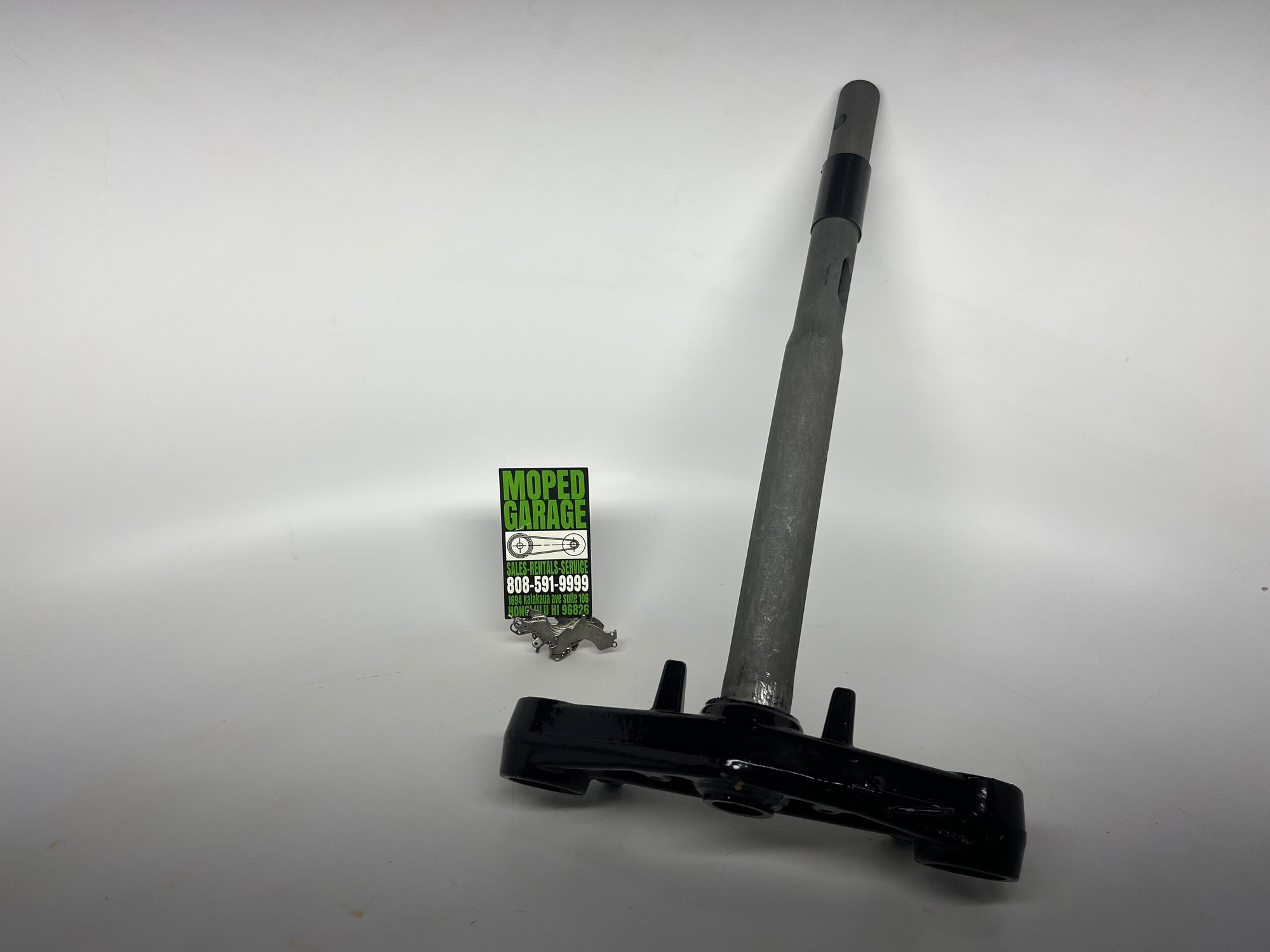 Yadea G5 Triple Tree Steering Stem – OEM Direction Stand for Front Fork Assembly