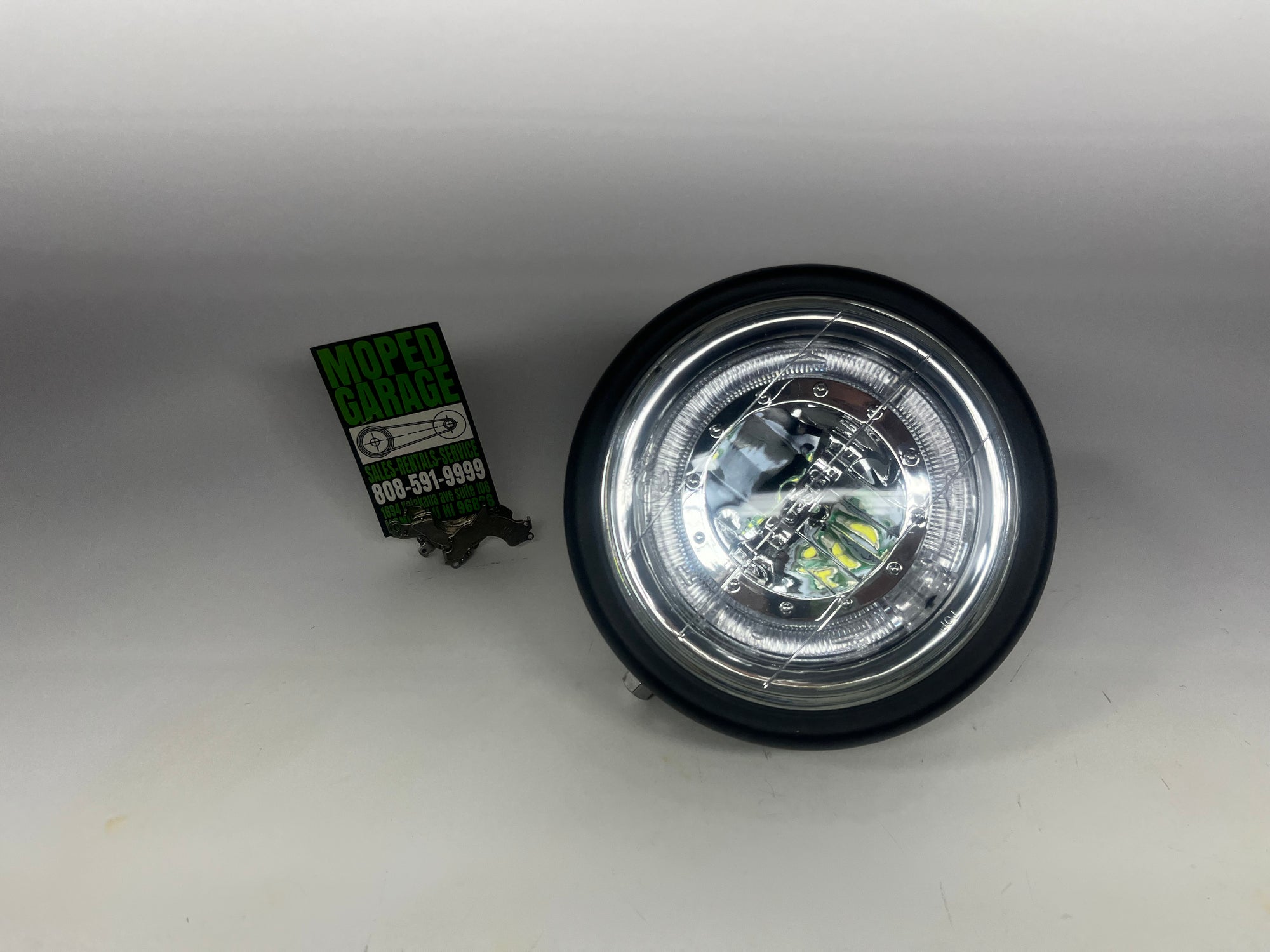 MADDOG Headlight – PMZ50-22-C-2 Replacement Headlight