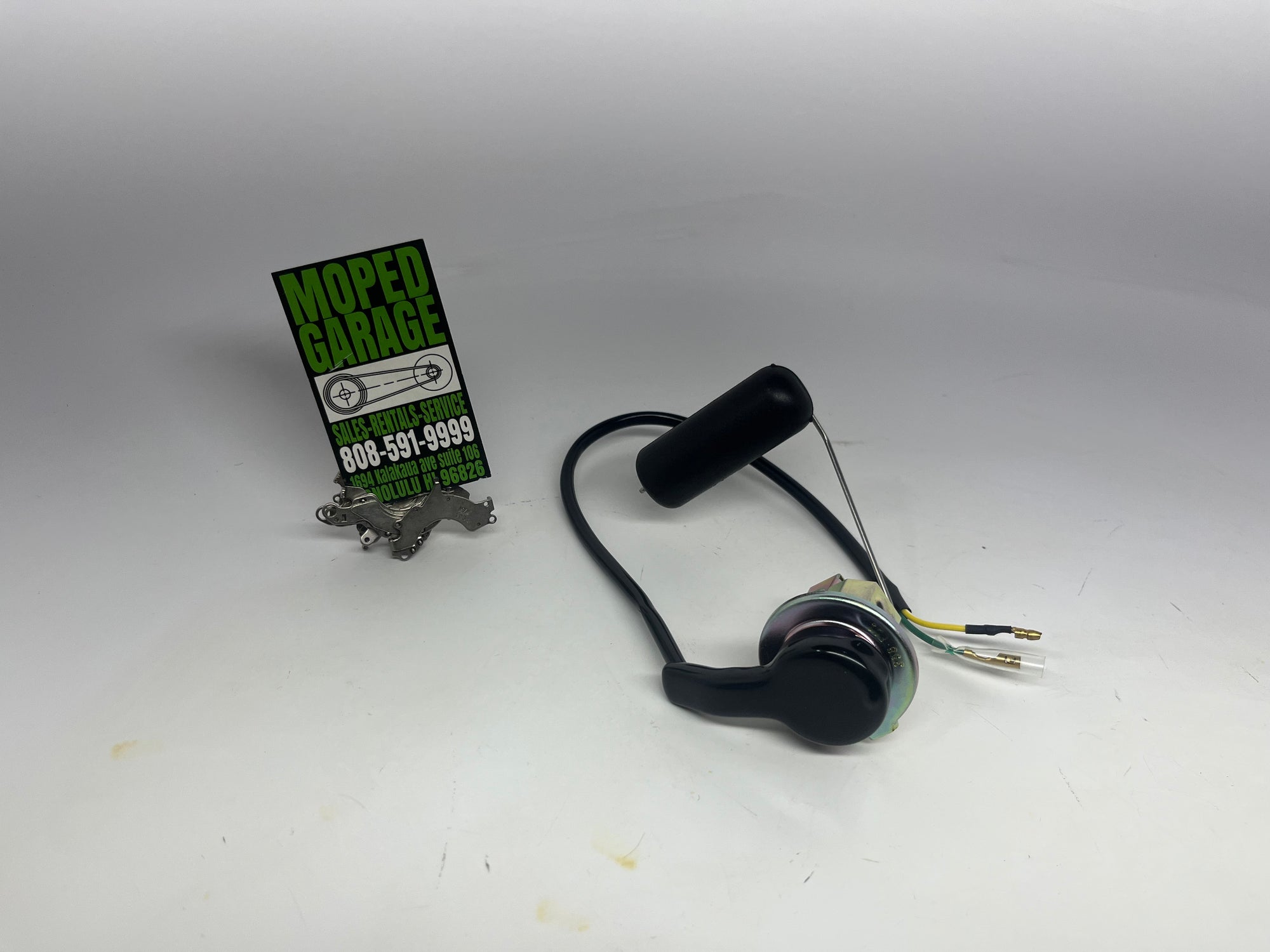 SYM Arnada / Dio Fuel Level Sensor – OEM Gas Tank Float for SYM 50cc Scooters