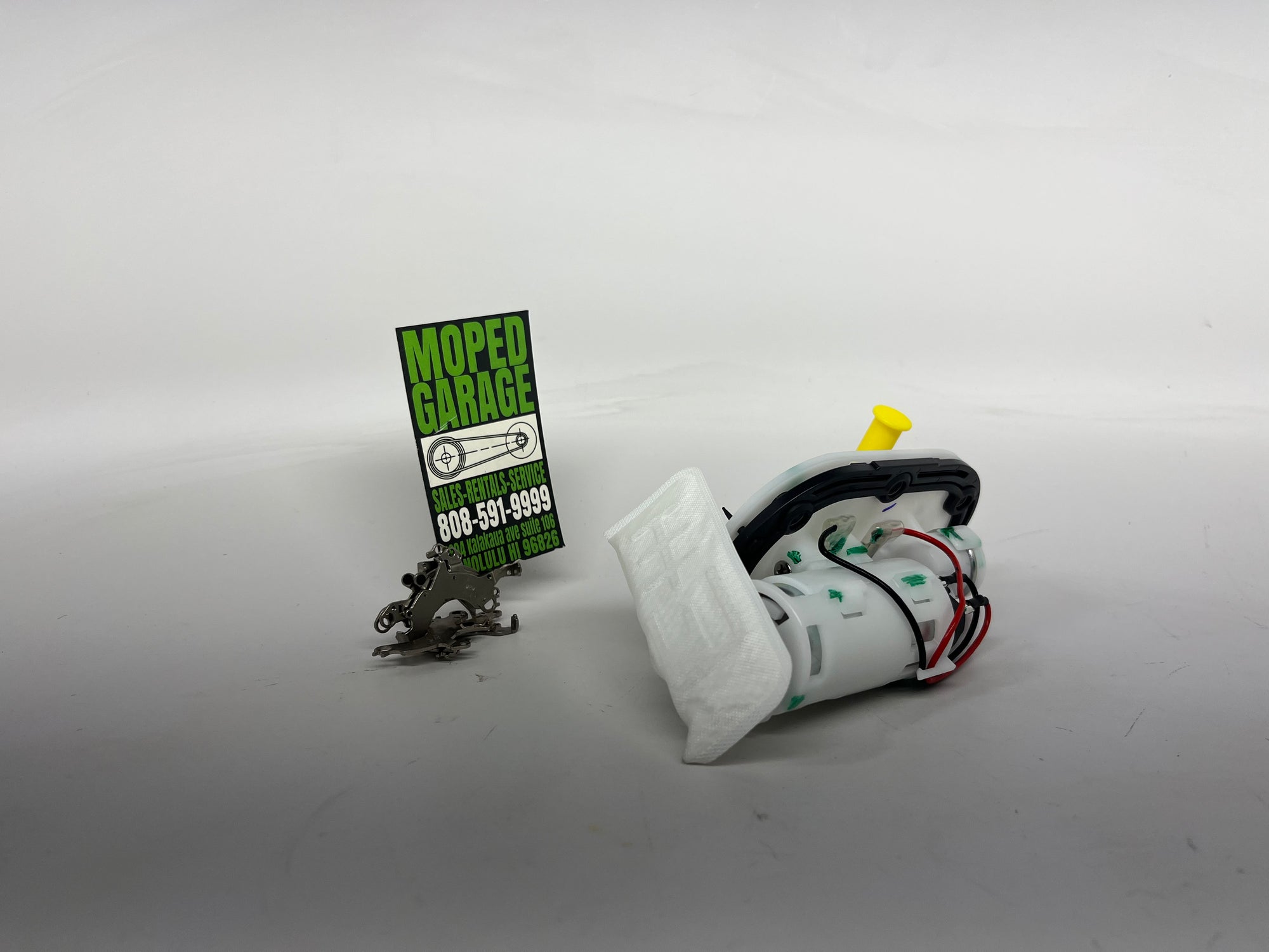 Genuine Fuel Pump Assembly for Benelli 302S | OEM Part No. 50400P100060
