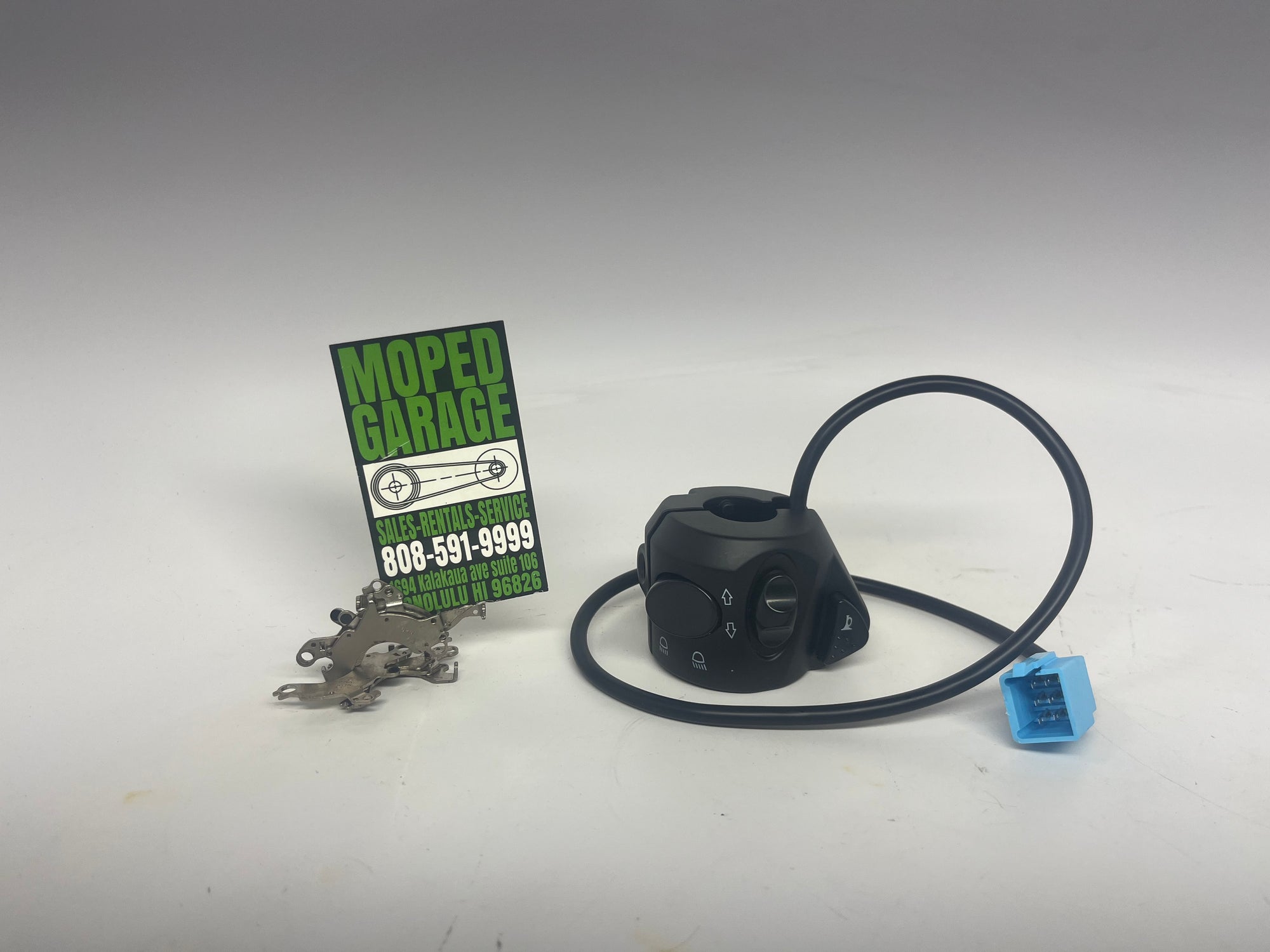 Left Handlebar Switch Assembly for VMOTO Super Soco CPX | OEM Supermoto Control – 35200-QSM-A70