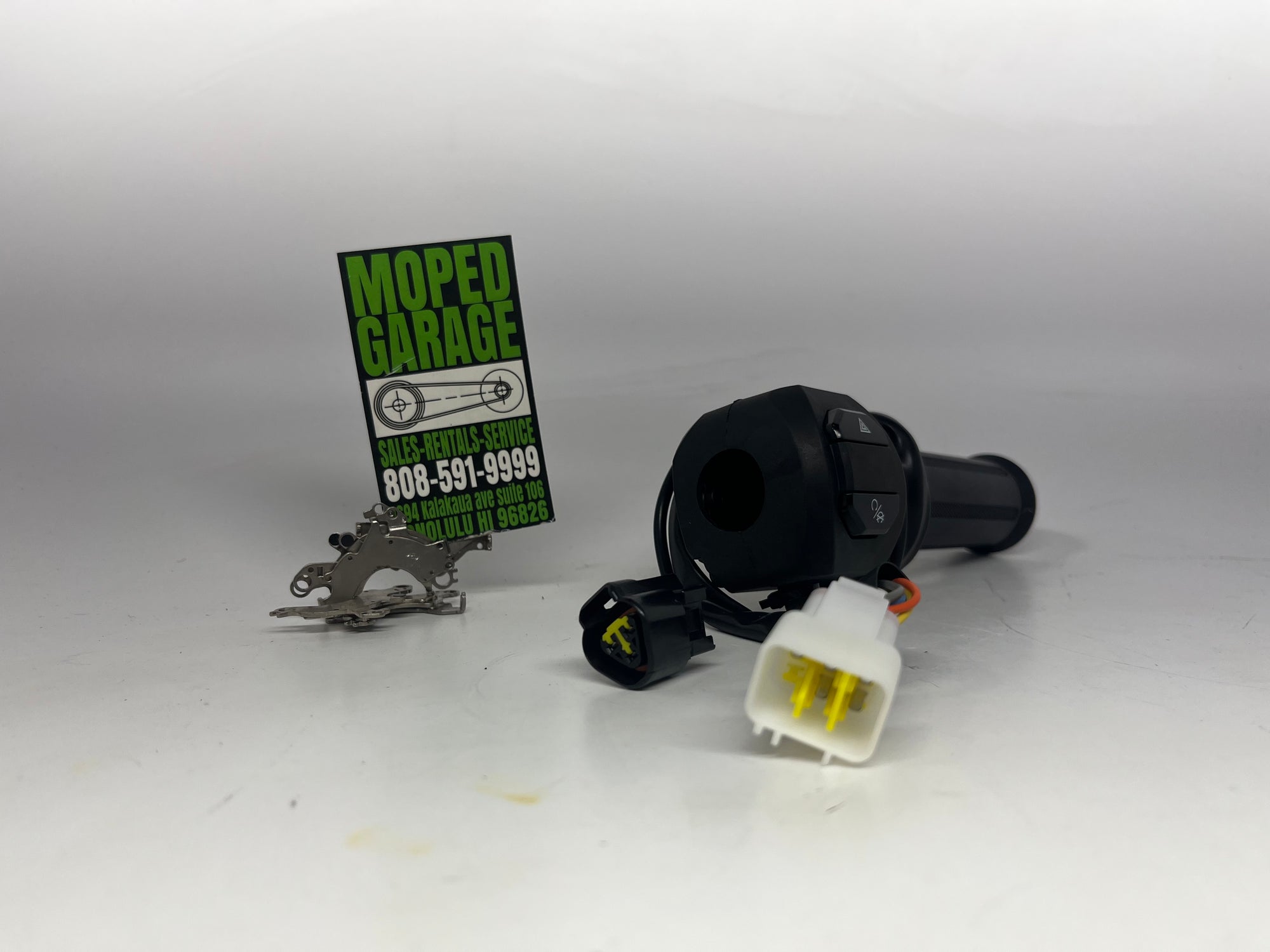 Right Handlebar Switch Assembly for VMOTO Super Soco CU Mini – 35150-TGF-A00