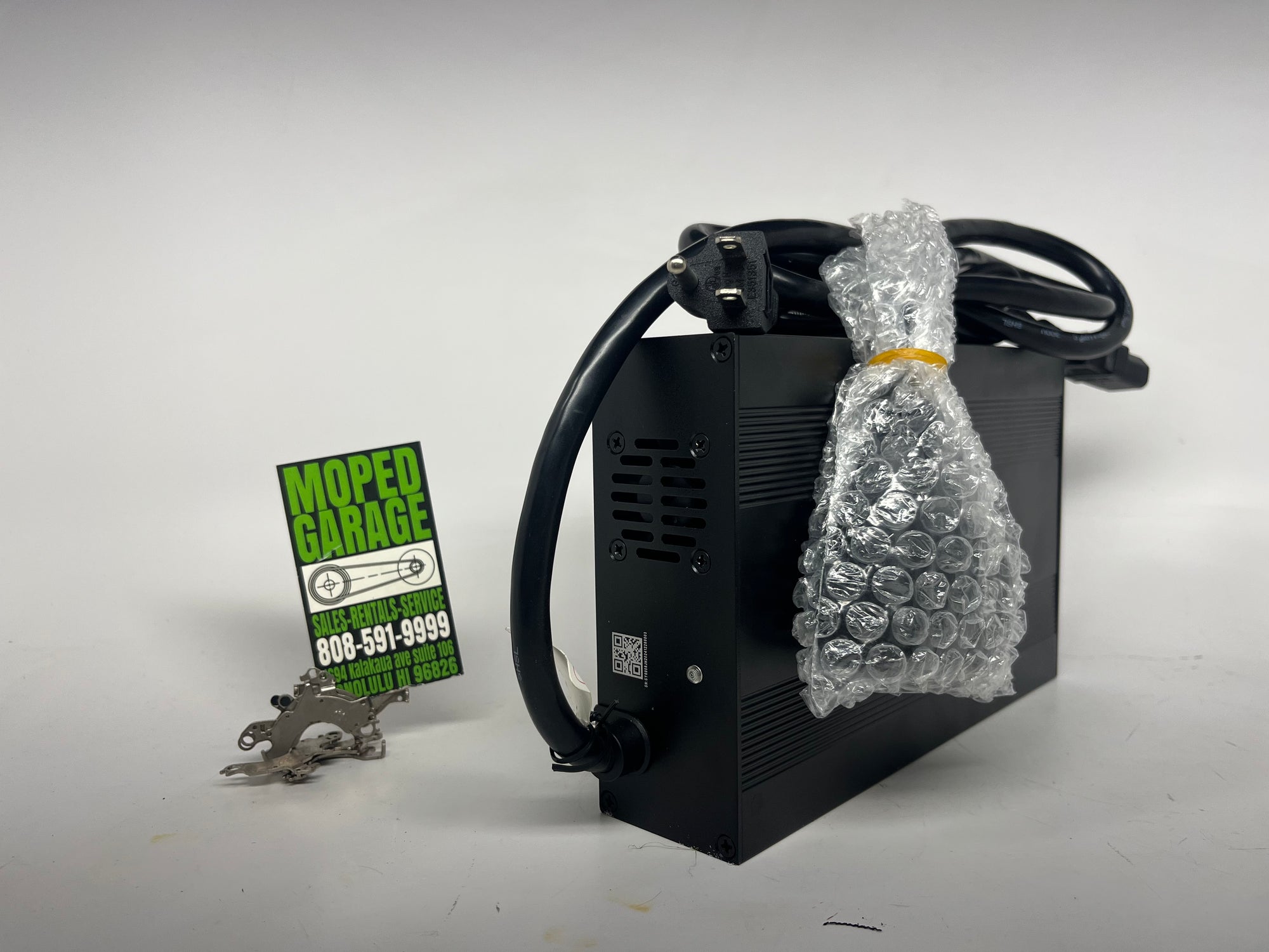 Super Soco CPX Charger (60V8A)-FCC Certification