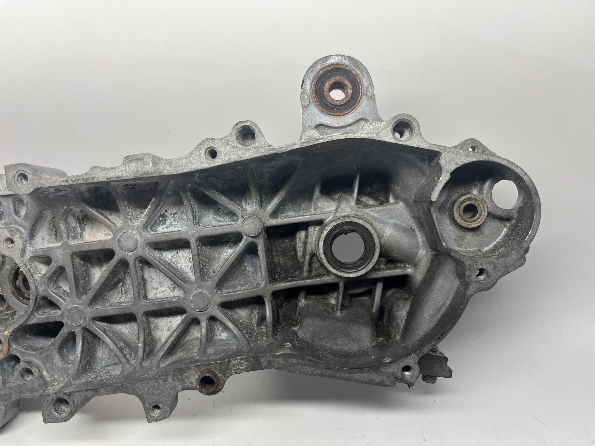 AF16 Honda Elite Left Side Crankcase – OEM Used