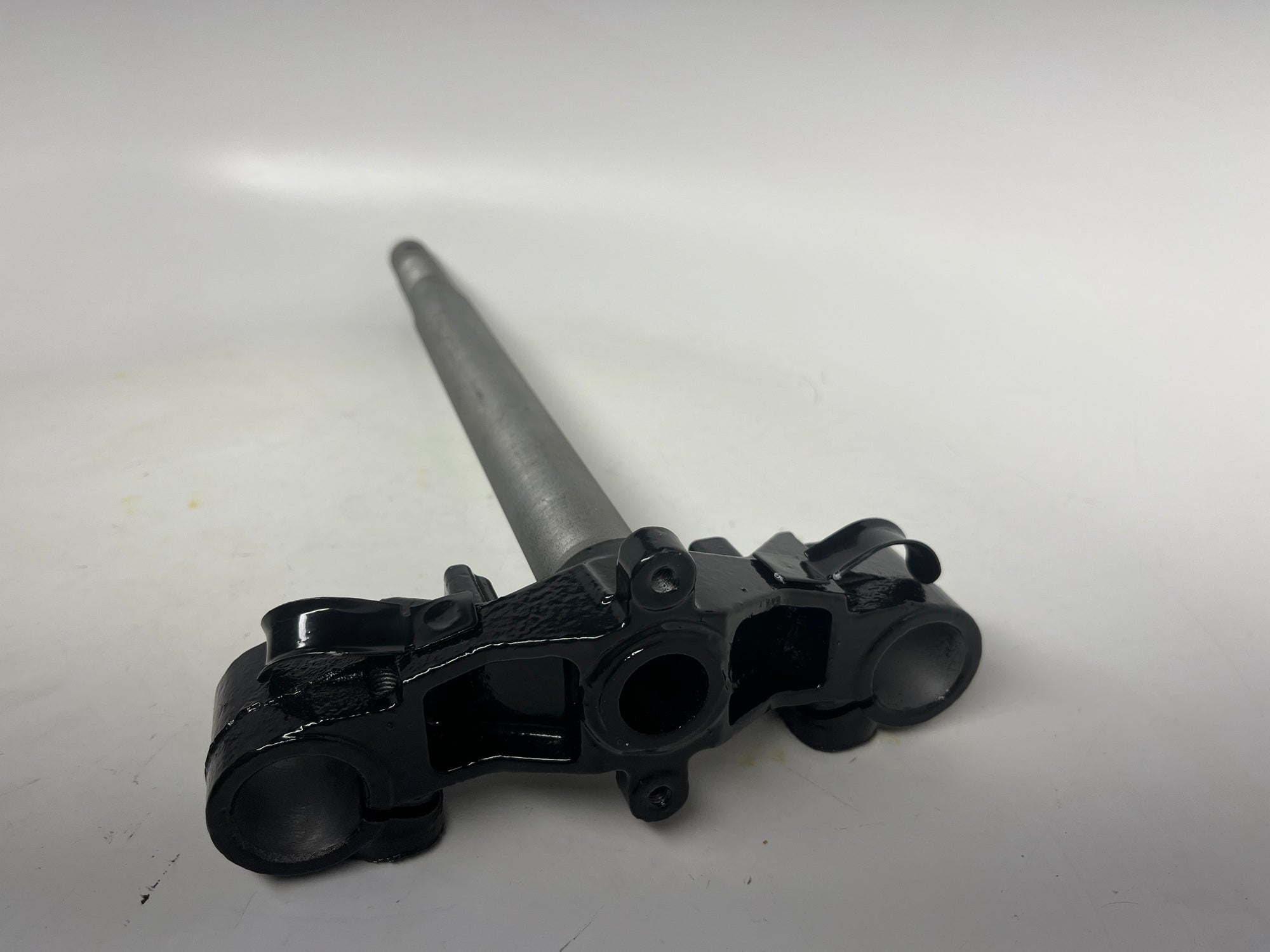 Soleil GT Triple Tree Stem Lower Clamp Steering – OEM Replacement 53200-KY-9100-B