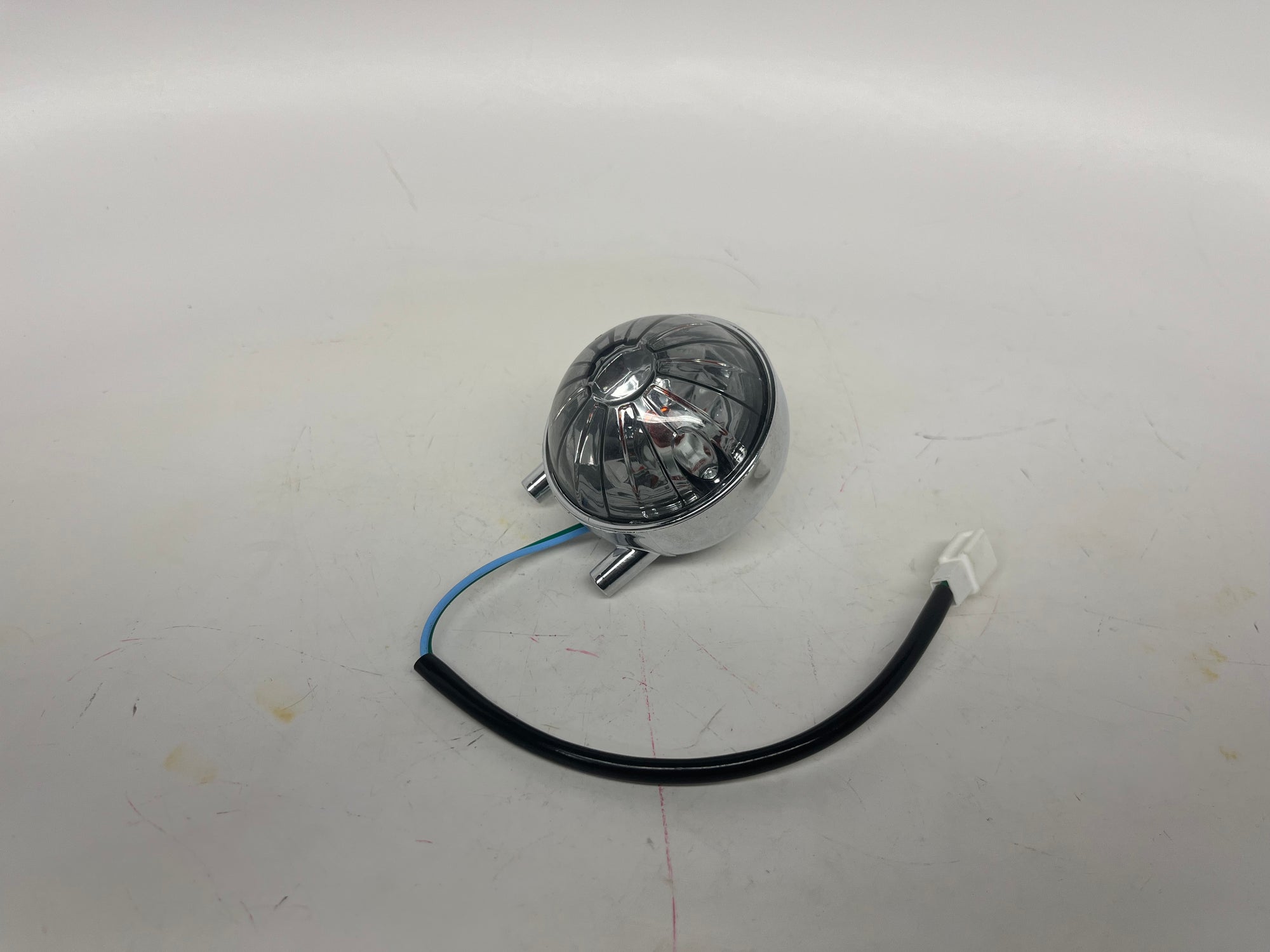Breeze S Right Front Turn Signal – OEM Scooter Replacement Light Indicator
