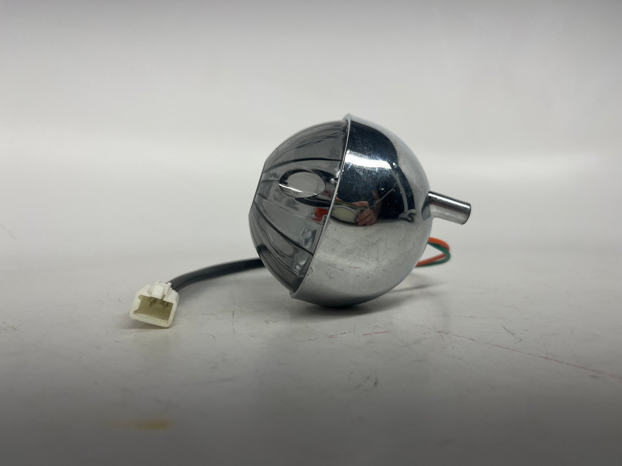 Breeze S Left Front Turn Signal – OEM Scooter Replacement Light Indicator