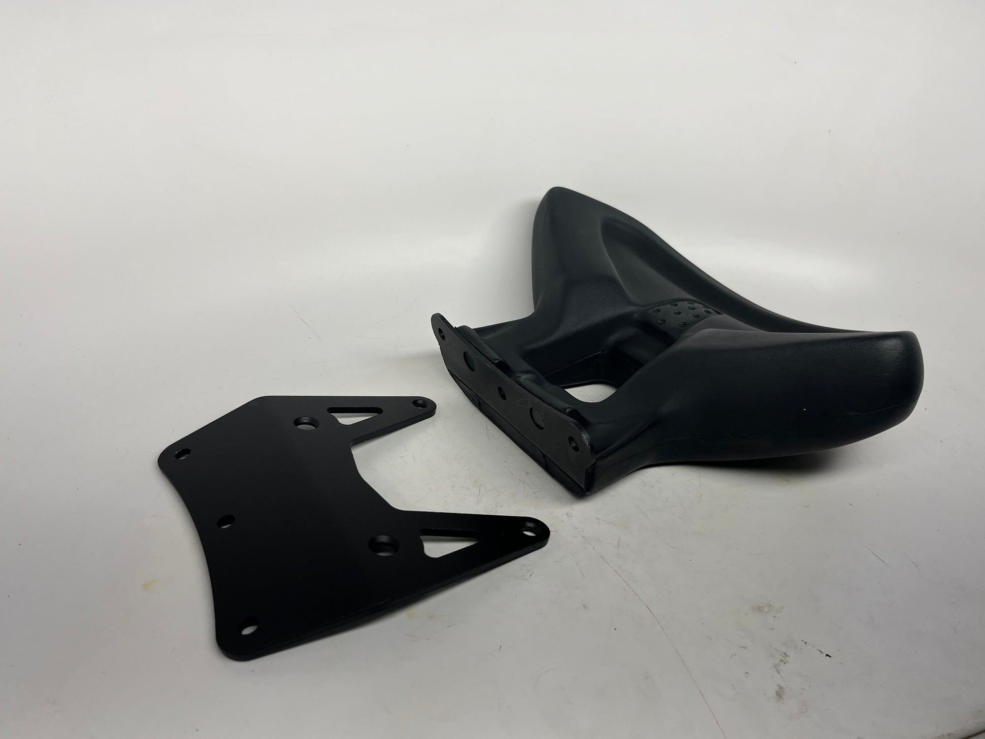 Givi TB6108 / KTB6108 Special Backrest for Kymco X-Town 125 (2016+)