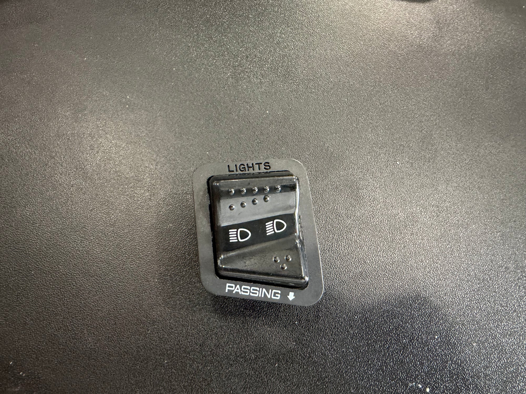 Kymco Dimmer Switch Unit – OEM Headlight Control 35170-ALD9-BA0