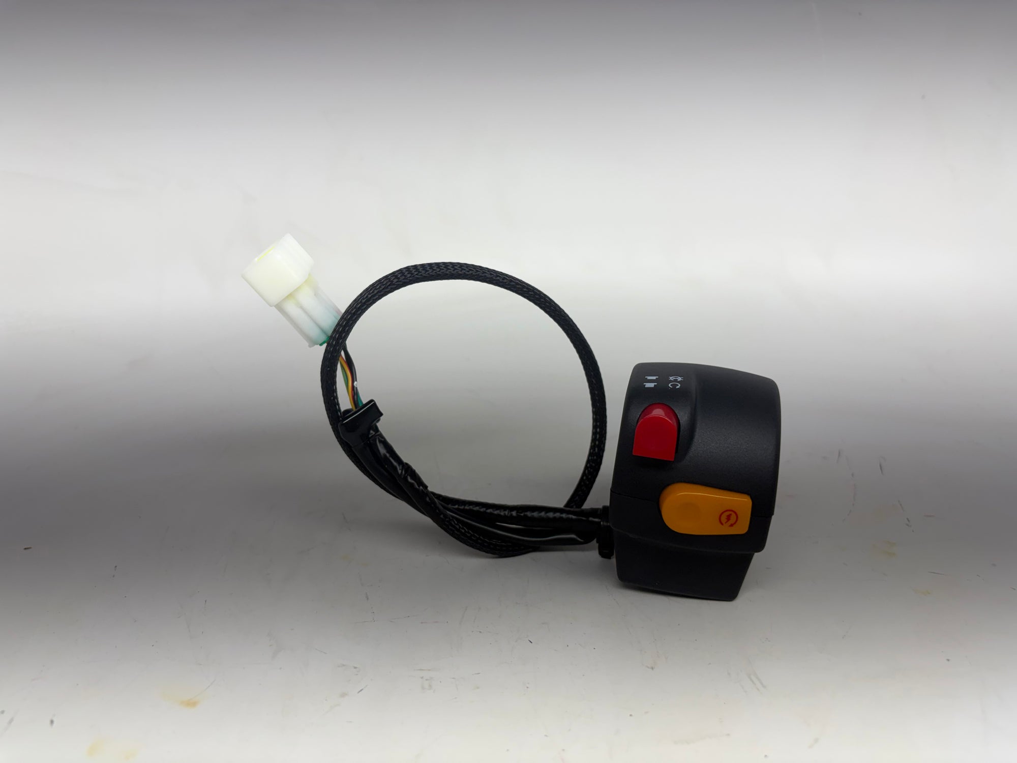 Soleil SS Right Handlebar Switch Assembly – OEM Control Unit 3515A-BL05-9100 / 3515A-BL05-A000