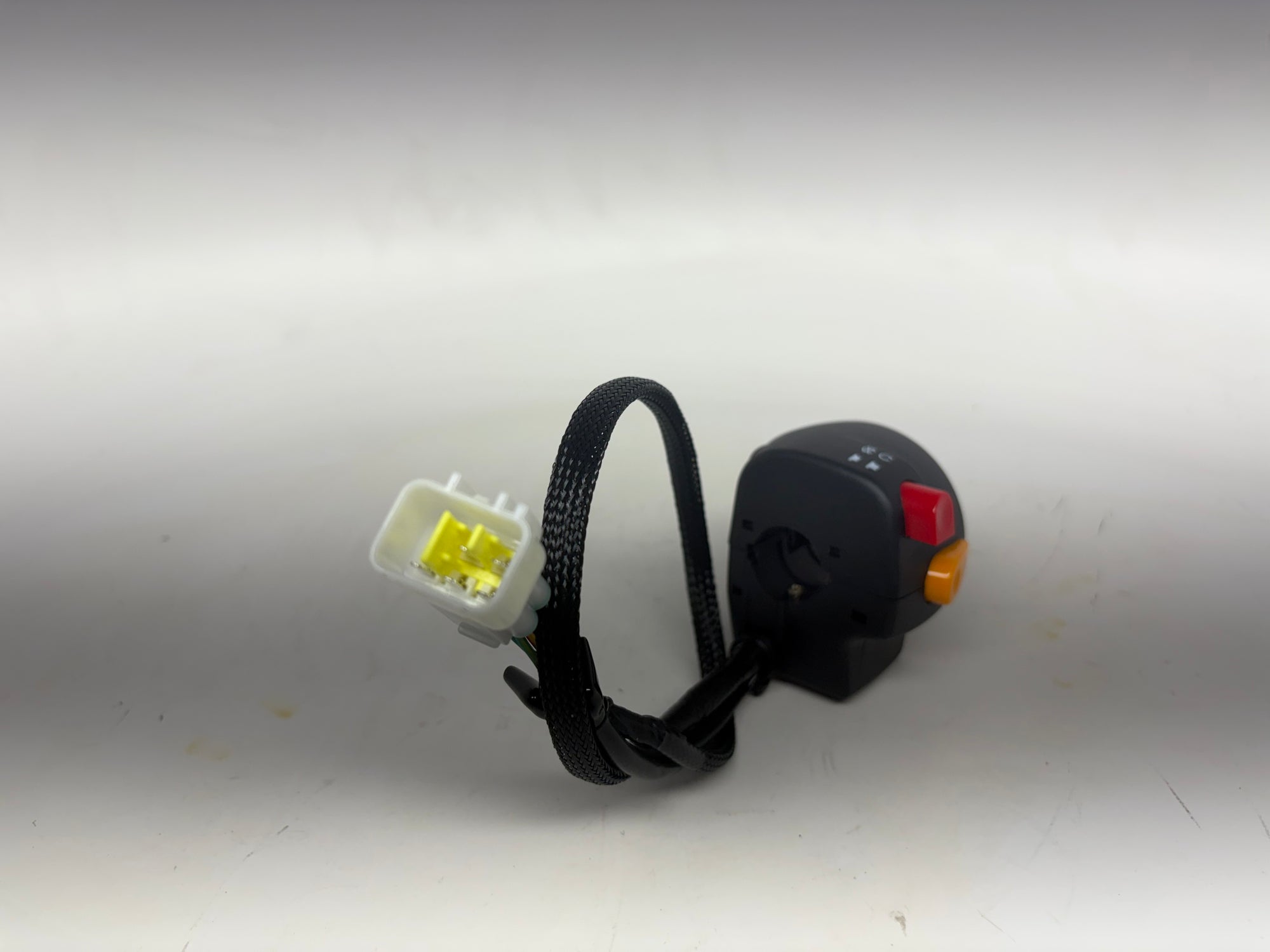 Soleil SS Right Handlebar Switch Assembly – OEM Control Unit 3515A-BL05-9100 / 3515A-BL05-A000