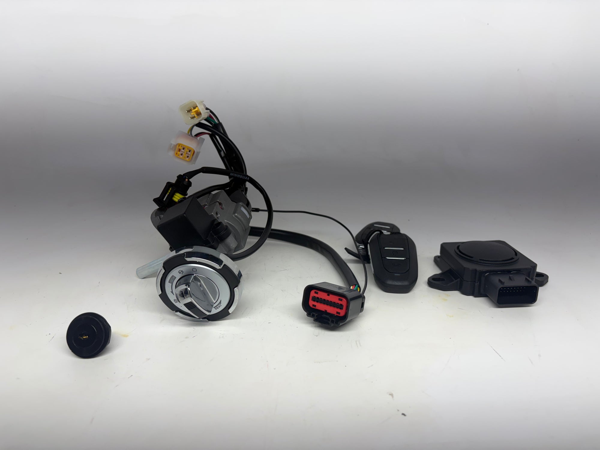 Soleil SS Ignition Switch & Lock Set – OEM SW Comp Lock 35010-BL05-9001 / 35010-BL05-9100