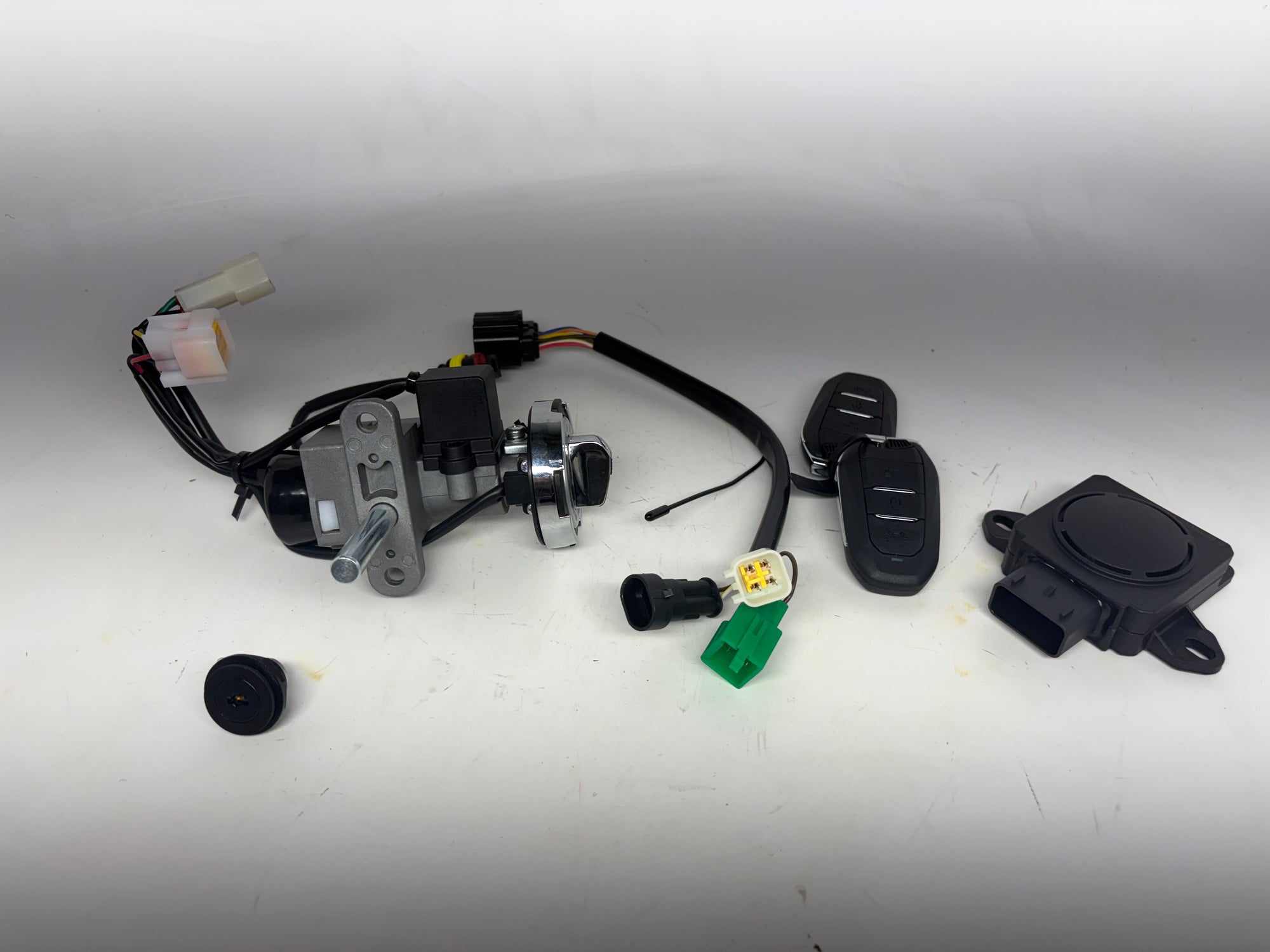 Soleil SS Ignition Switch & Lock Set – OEM SW Comp Lock 35010-BL05-9001 / 35010-BL05-9100