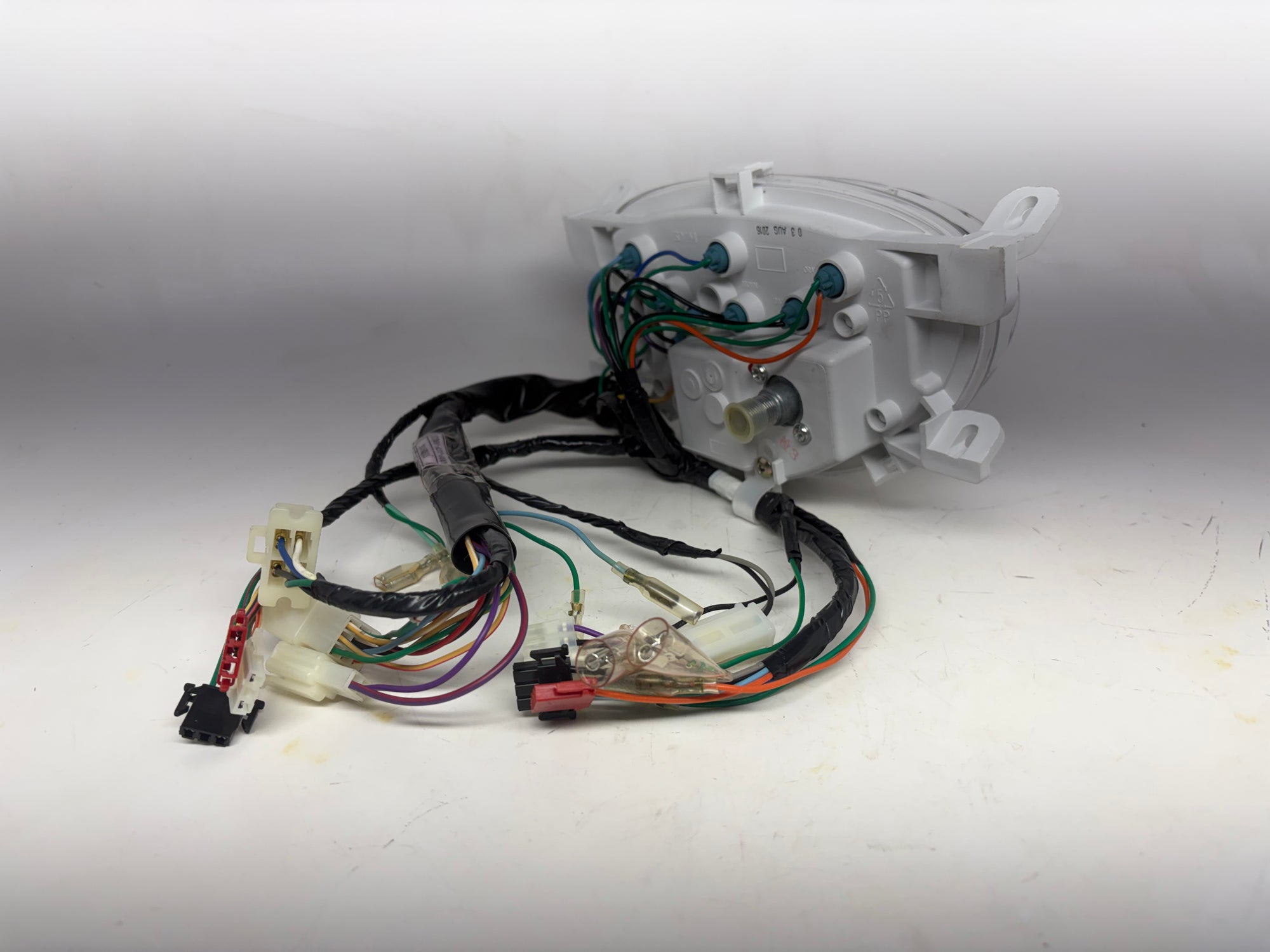 SYM Speedometer Assembly – PCH 200i | OEM Instrument Cluster 37200-A2R-0000