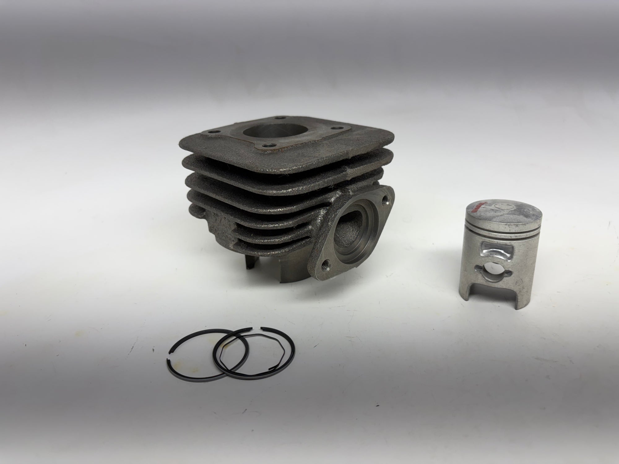 Stock SYM Jet Cylinder Kit – Incomplete Bore – Includes Seals and Piston
