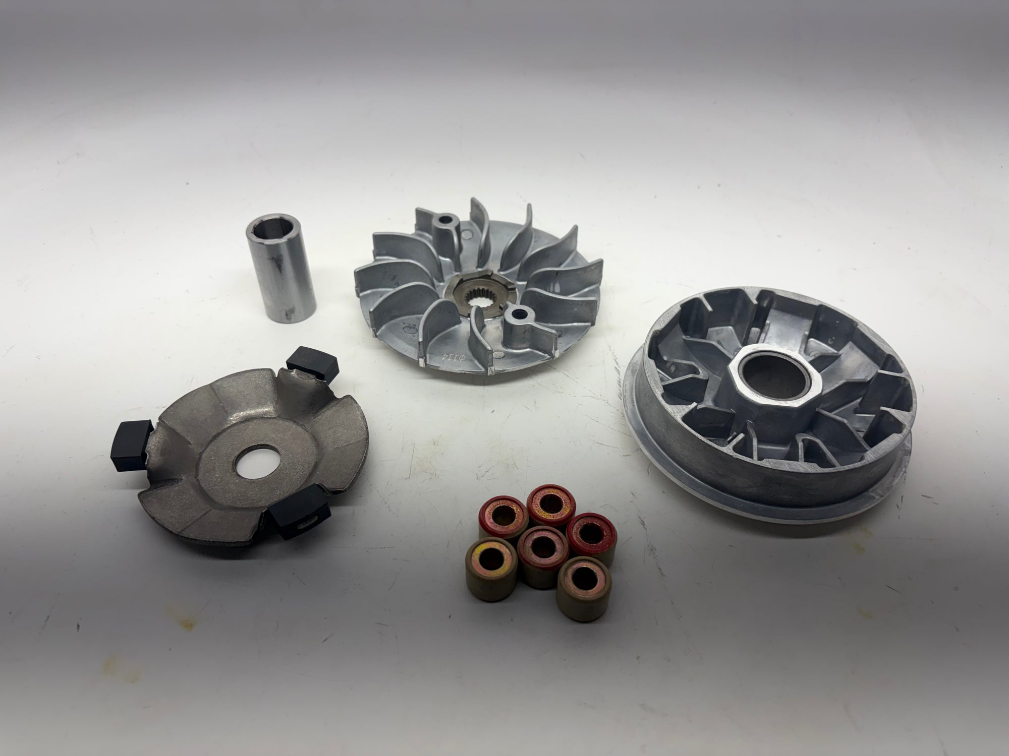 Driving Wheel Assembly 150cc – Fits GY6 Chinese Scooters | OEM 2210A-X3CF-9100