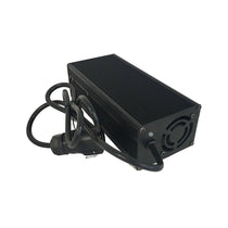 Rawrr_Mantis_charger
