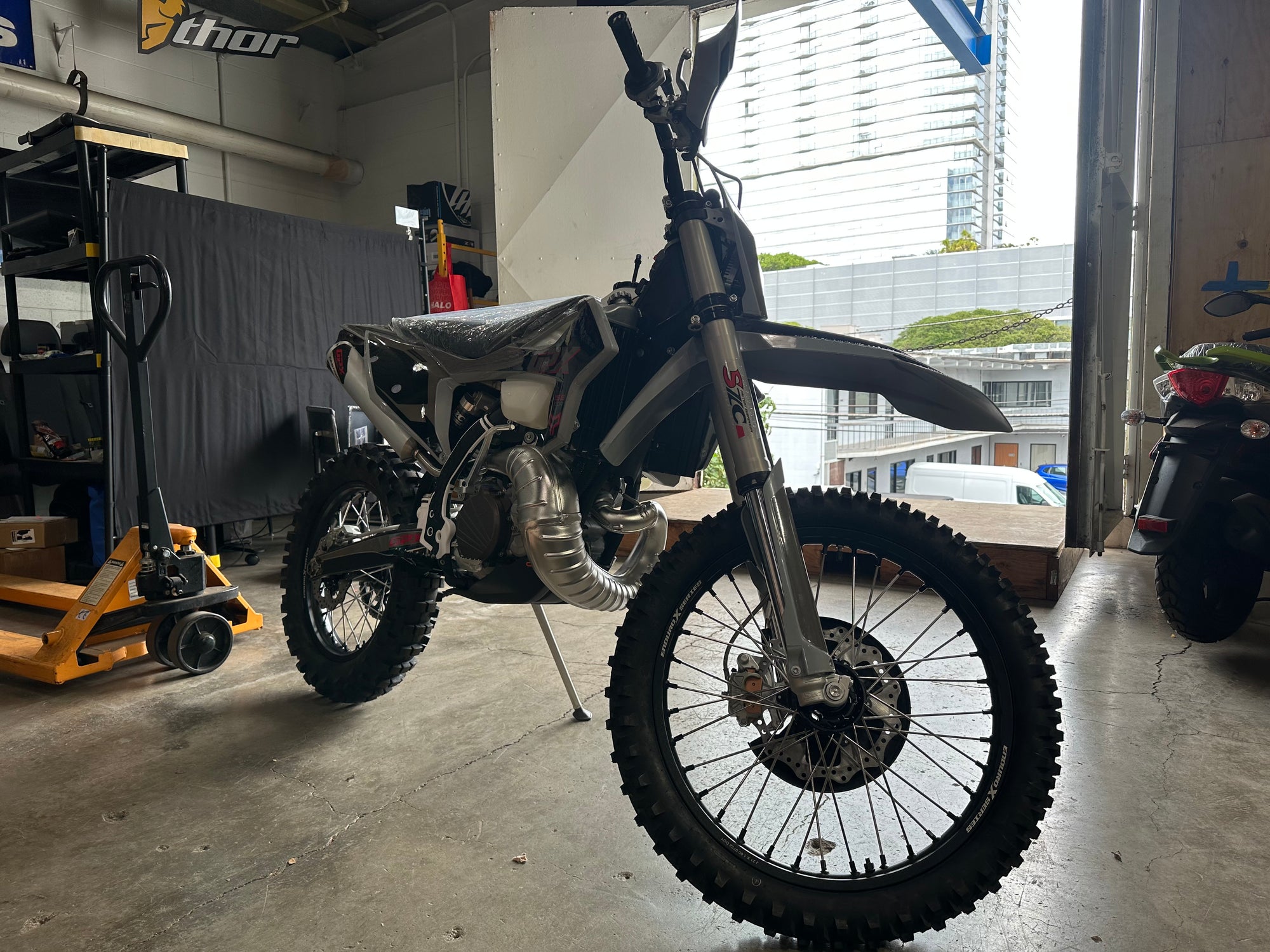 2023 TSE300 Enduro dirtbike