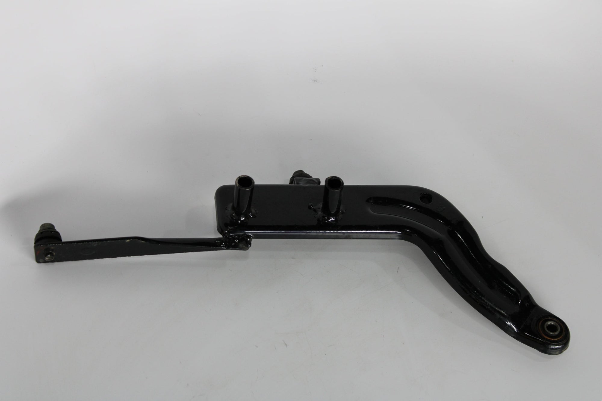 Soleil / Soleil GT Muffler Bracket Assembly – OEM 18330-KY-9000 / 43210-KY-9000-B