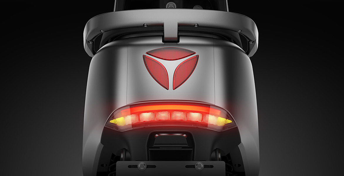 Yadea G5 Electric Moped
