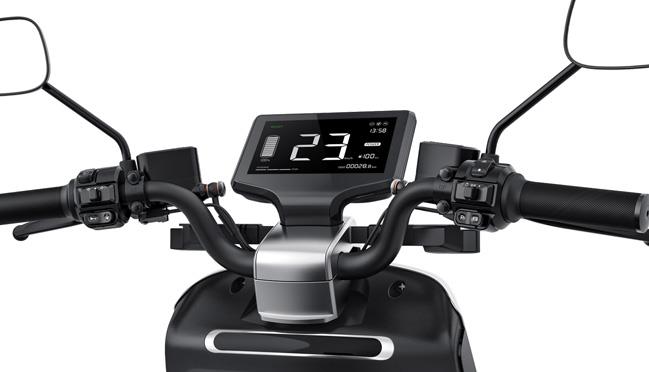 Yadea G5 Electric Moped